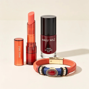 BEAUTY TRIO BEAUTY TRIO